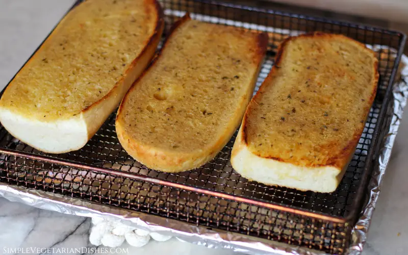 frozen garlic bread in air fryer quarter loaves done in basket